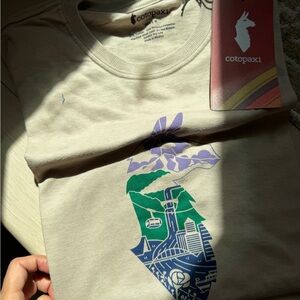 Cotopaxi Men’s Size M T-Shirt Large Graphic New With Tags